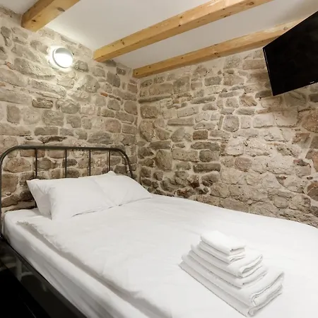 Guest house Pylon 4*