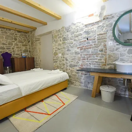 Guest house Pylon 4*