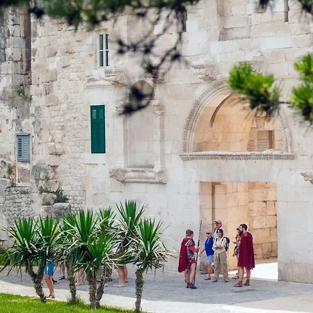 파일론 룸스 게스트하우스