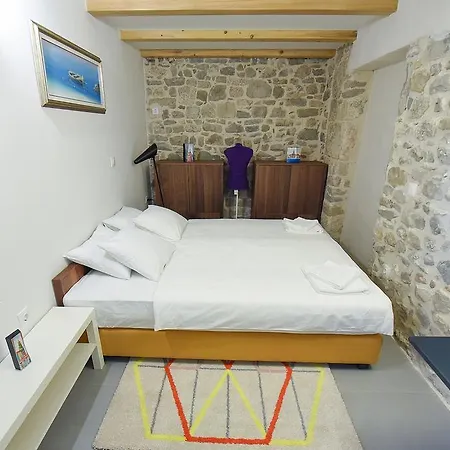 Guest house Pylon